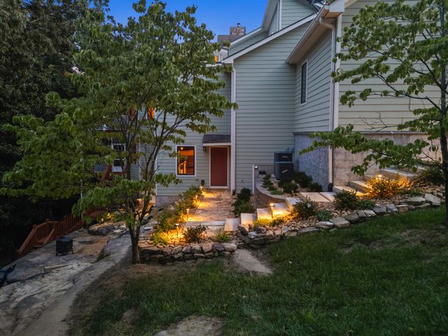 125 Fleetwood Drive, Lookout Mountain, TN 37350