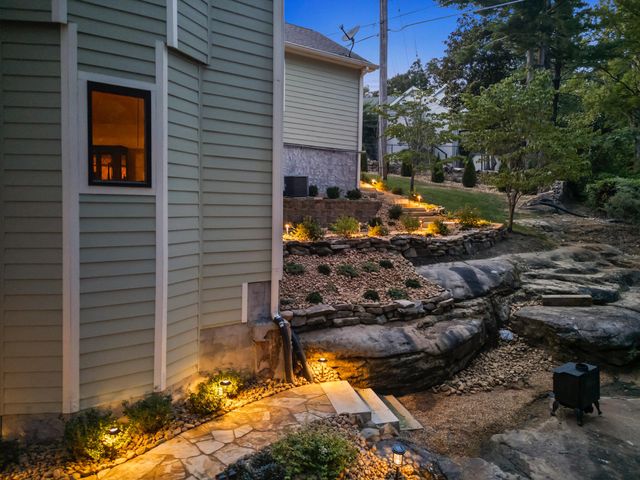 125 Fleetwood Drive, Lookout Mountain, TN 37350