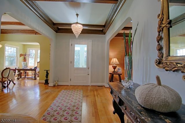 44 Manor Dr, Bernards Twp., NJ 07920