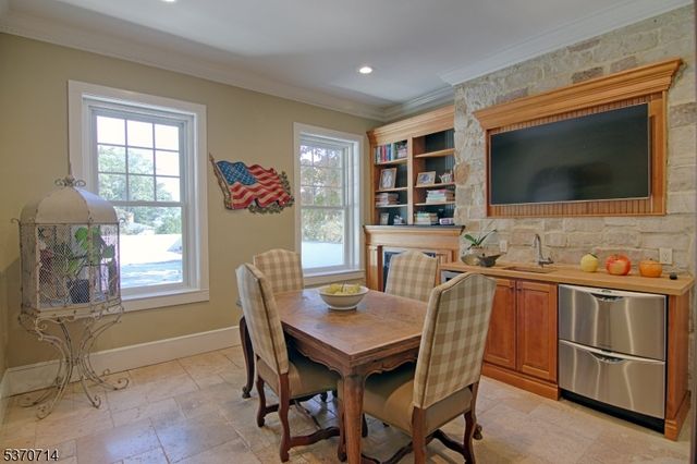 44 Manor Dr, Bernards Twp., NJ 07920