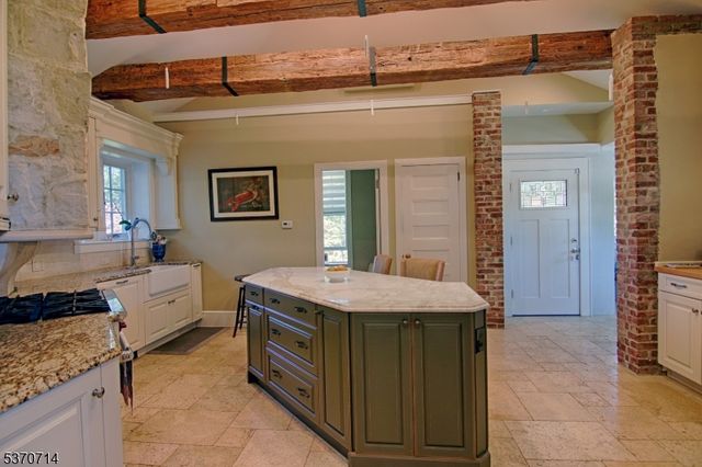 44 Manor Dr, Bernards Twp., NJ 07920