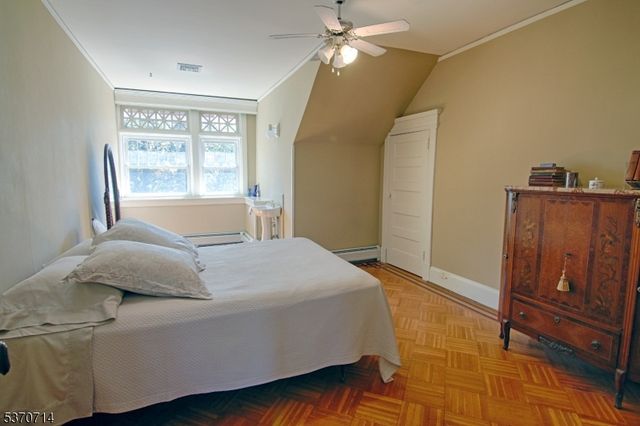 44 Manor Dr, Bernards Twp., NJ 07920