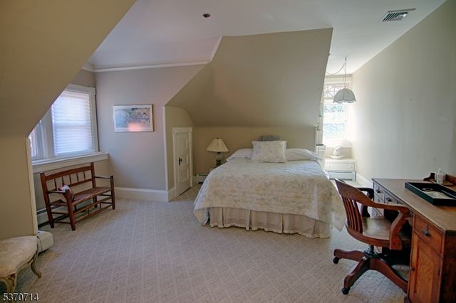 44 Manor Dr, Bernards Twp., NJ 07920
