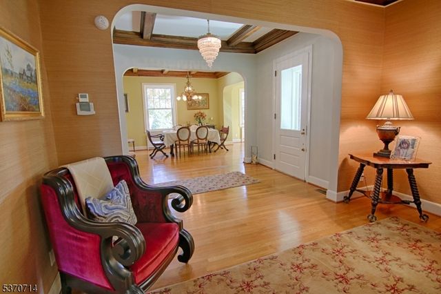 44 Manor Dr, Bernards Twp., NJ 07920