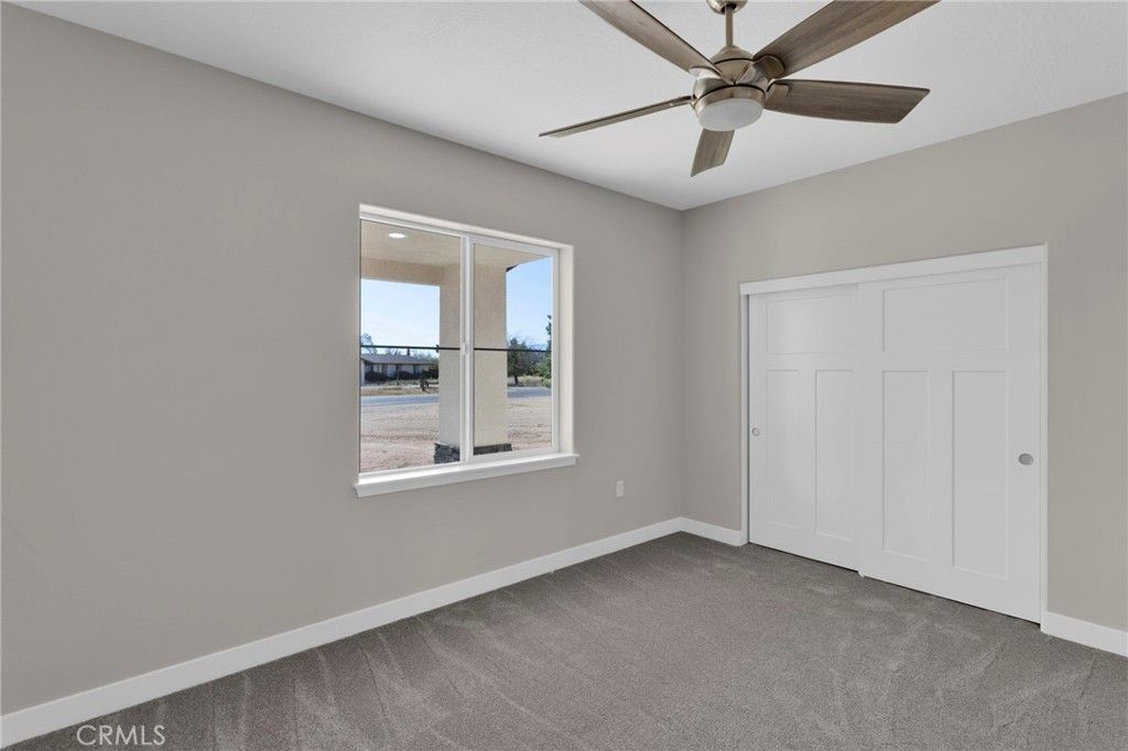 Image 34 of property listing at 13710 Iroquois Road, Apple Valley, CA 92307