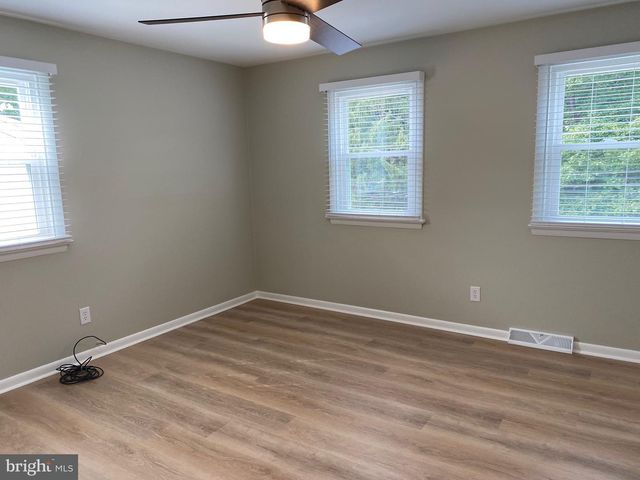 236 S 6TH ST, North Wales, PA 19454