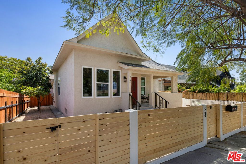 Image 1 of property listing at 560 N Westlake Avenue, Los Angeles, CA 90026