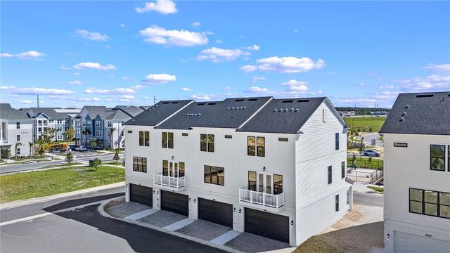 15063 GROVESIDE ROAD, Winter Garden, FL 34787