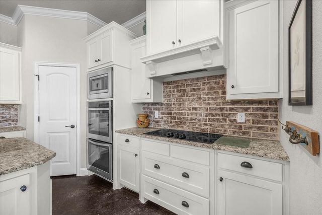 116 Rasha Drive, Azle, TX 76020