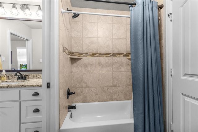 116 Rasha Drive, Azle, TX 76020