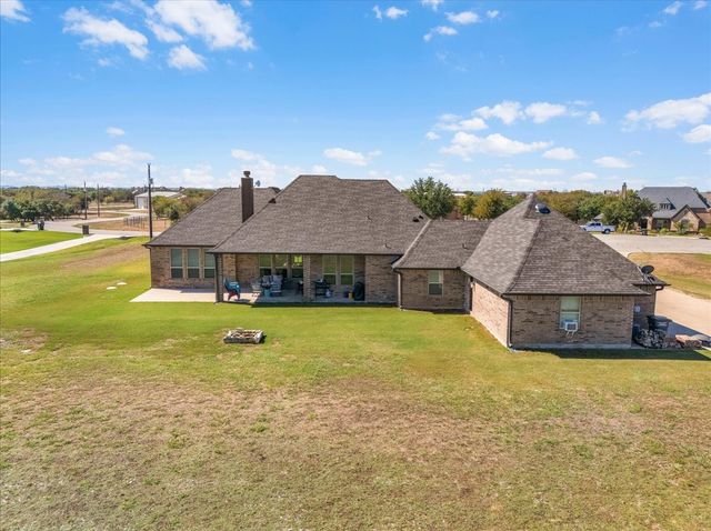 116 Rasha Drive, Azle, TX 76020