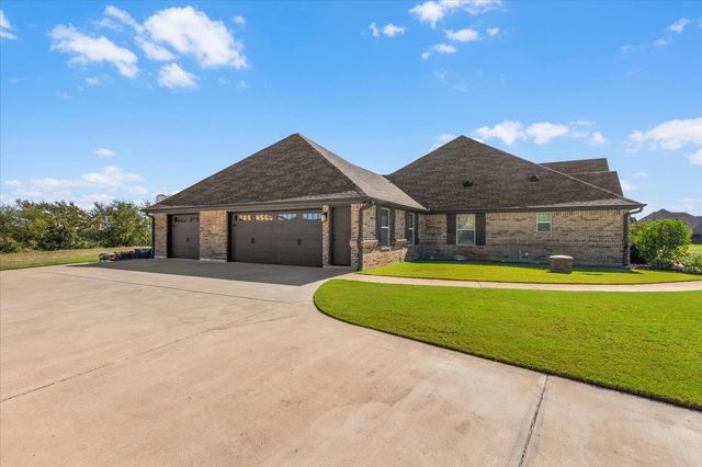 116 Rasha Drive, Azle, TX 76020