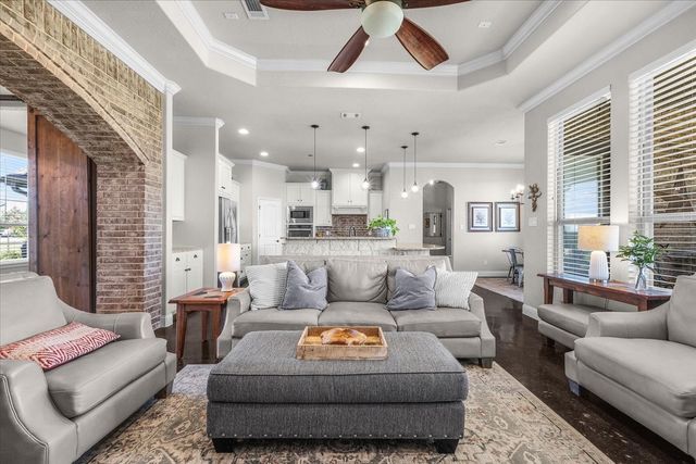 116 Rasha Drive, Azle, TX 76020