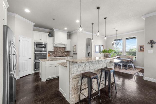 116 Rasha Drive, Azle, TX 76020