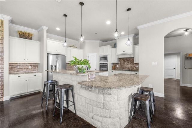116 Rasha Drive, Azle, TX 76020