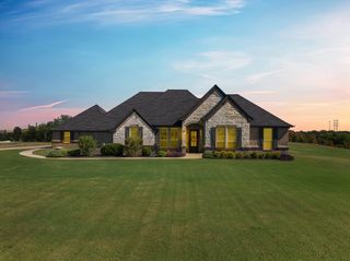 116 Rasha Drive, Azle, TX 76020