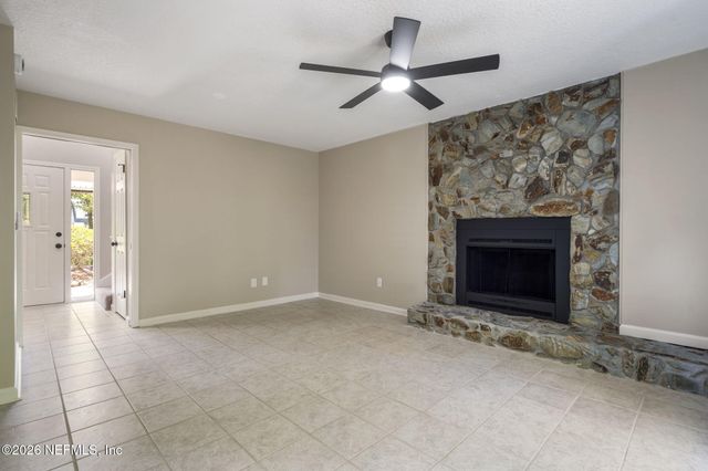 12760 WILDERNESS Lane E, Jacksonville, FL 32258