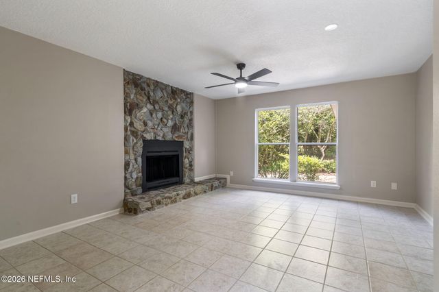 12760 WILDERNESS Lane E, Jacksonville, FL 32258