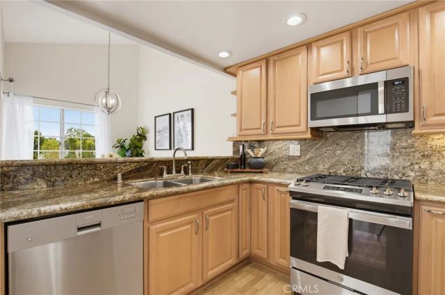 1326 W Park Western 206, San Pedro, CA 90732