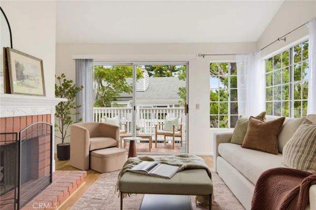 1326 W Park Western 206, San Pedro, CA 90732