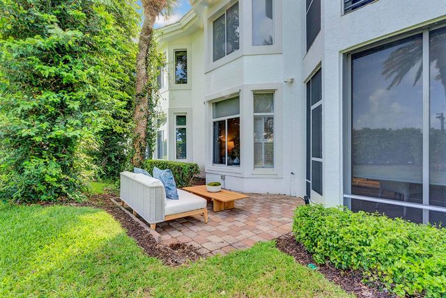310 Spyglass Way, Jupiter, FL 33477