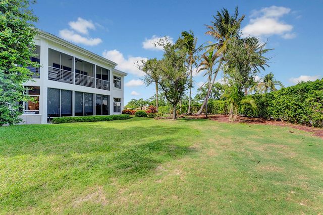 310 Spyglass Way, Jupiter, FL 33477