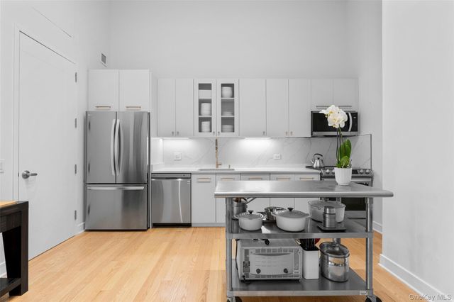 25 Leroy Place 212, New Rochelle, NY 10805