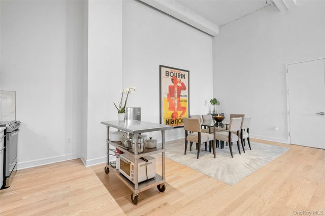 25 Leroy Place 212, New Rochelle, NY 10805