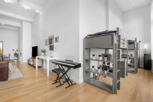 25 Leroy Place 212, New Rochelle, NY 10805