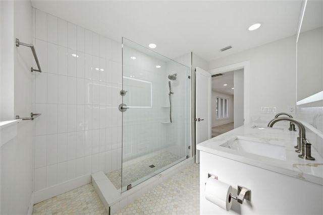 1301 62ND TERRACE S, St Petersburg, FL 33705