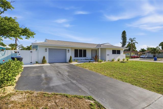 1301 62ND TERRACE S, St Petersburg, FL 33705