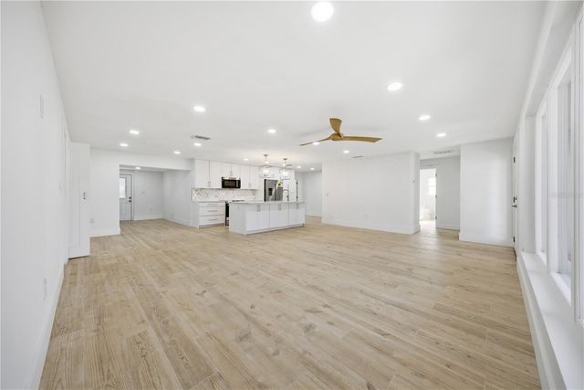 1301 62ND TERRACE S, St Petersburg, FL 33705