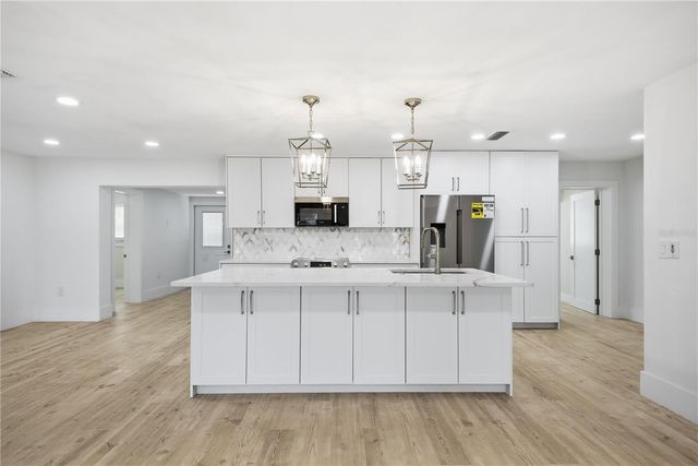 1301 62ND TERRACE S, St Petersburg, FL 33705