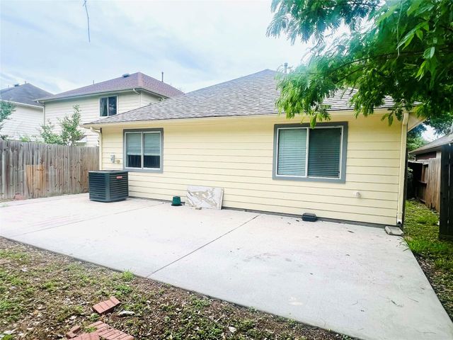 5314 San Pablo Gardens Drive, Houston, TX 77045