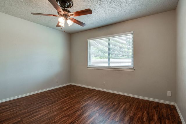 1728 Stonegate Drive, Denton, TX 76205