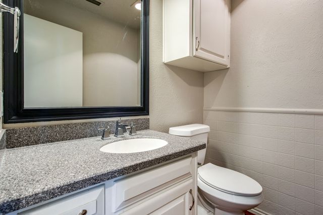 1728 Stonegate Drive, Denton, TX 76205