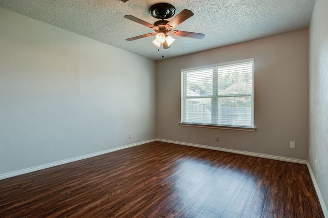 1728 Stonegate Drive, Denton, TX 76205