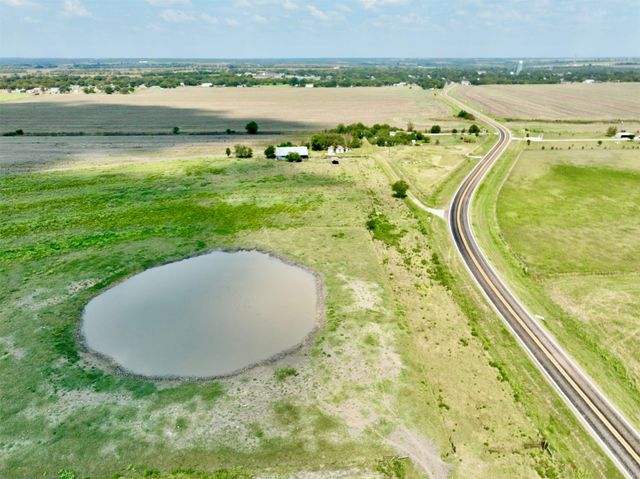 748 S Fm 308, Milford, TX 76670