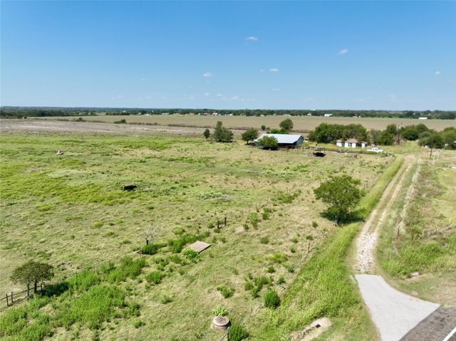 748 S Fm 308, Milford, TX 76670