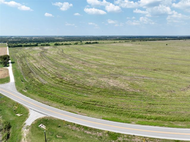 748 S Fm 308, Milford, TX 76670