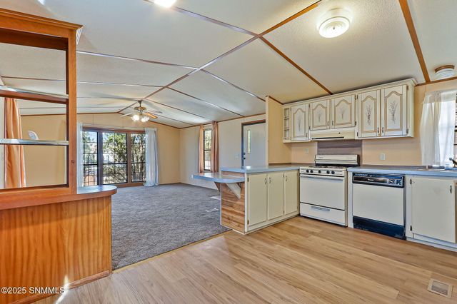 250 BROADVIEW Court, Las Cruces, NM 88005