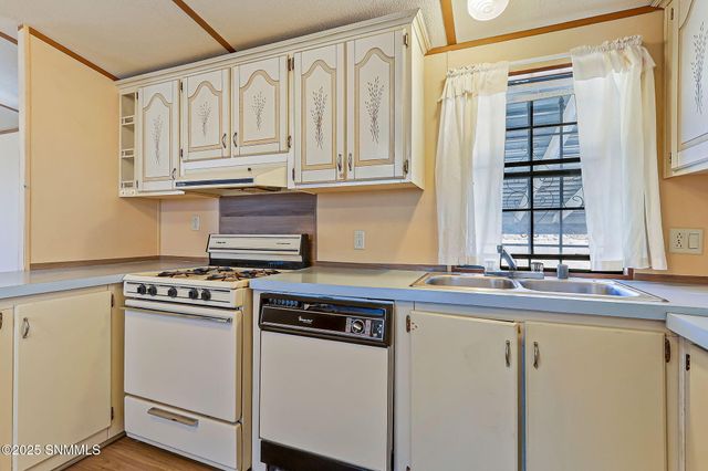 250 BROADVIEW Court, Las Cruces, NM 88005