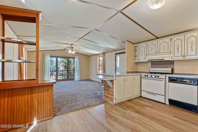 250 BROADVIEW Court, Las Cruces, NM 88005