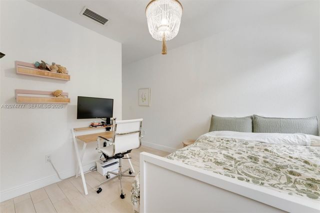 3068 Shipping Avenue, Coconut Grove, FL 33133