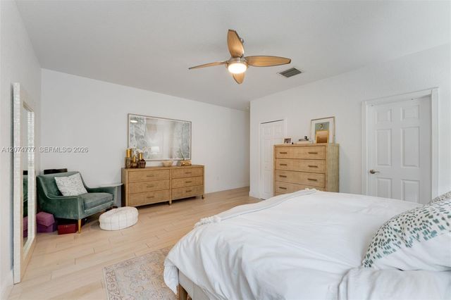 3068 Shipping Avenue, Coconut Grove, FL 33133