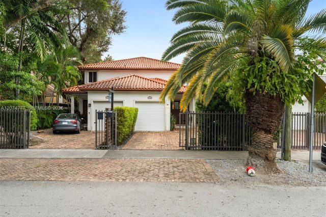 3068 Shipping Avenue, Coconut Grove, FL 33133