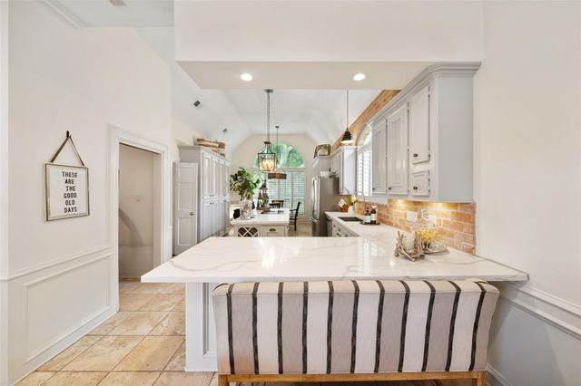 18210 Farnsfield Drive, Houston, TX 77084