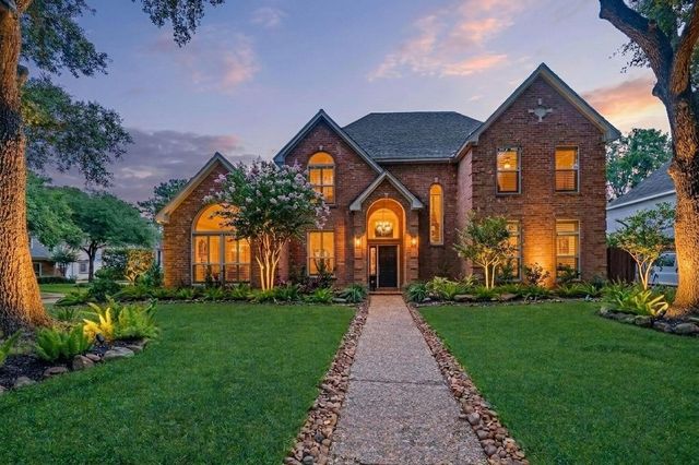 18210 Farnsfield Drive, Houston, TX 77084