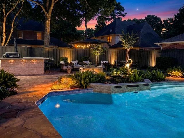 18210 Farnsfield Drive, Houston, TX 77084