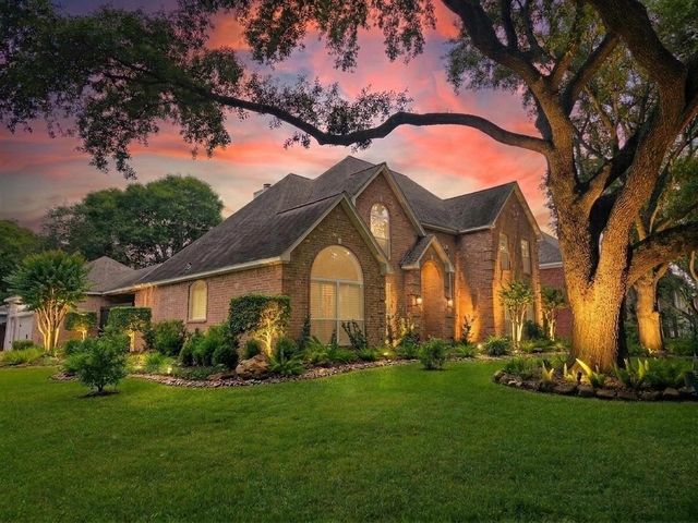 18210 Farnsfield Drive, Houston, TX 77084